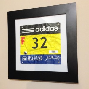 01 framed bib