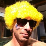 08 yellow wig boston-marathon-2014-photos-3